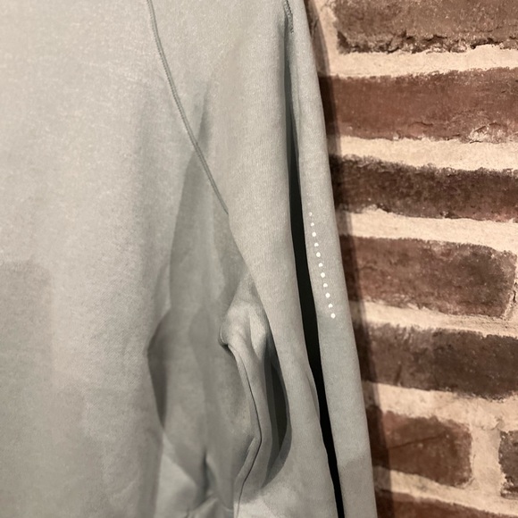 NWT Sweaty Betty Run Hoodie Size Medium - Picture 6 of 14